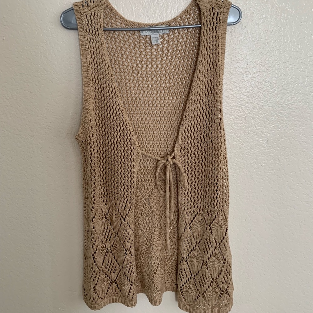 Tan vest